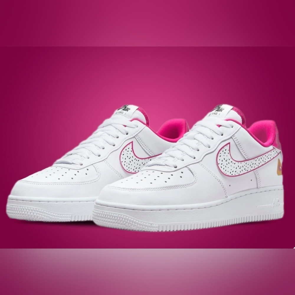Nike Air Force 1 Low Dragon Fruit Size 6 New